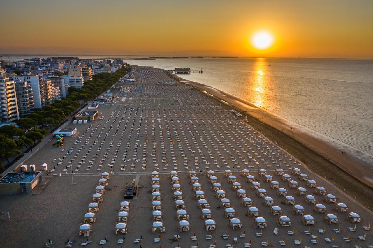 Villa Beethoven Lignano Sabbiadoro Exterior photo